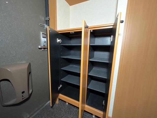 プリムヴェール 下駄箱