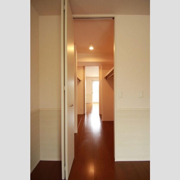 グランドゥール 高柳　C101号室 収納