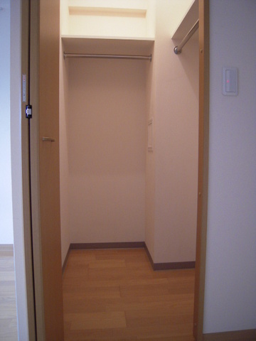 グランディスタ菊名0305号室 収納