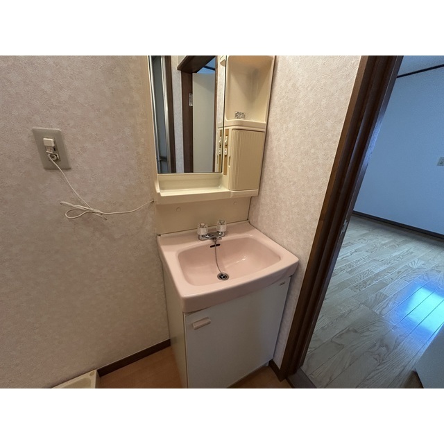 メゾン・ラフィーネⅠ 内観