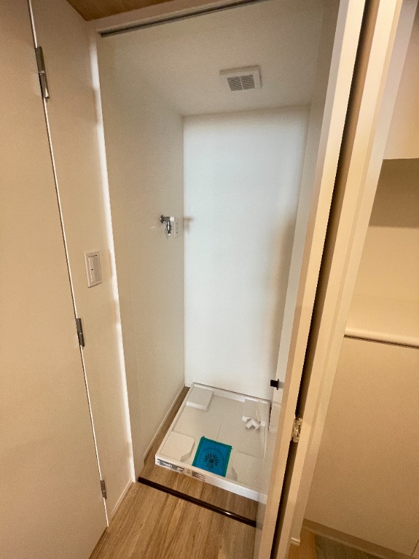 レジディア築地5階 洗濯機置き場