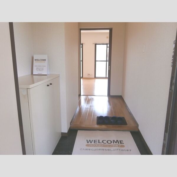 ハビテーションWADAⅡ205号室 玄関