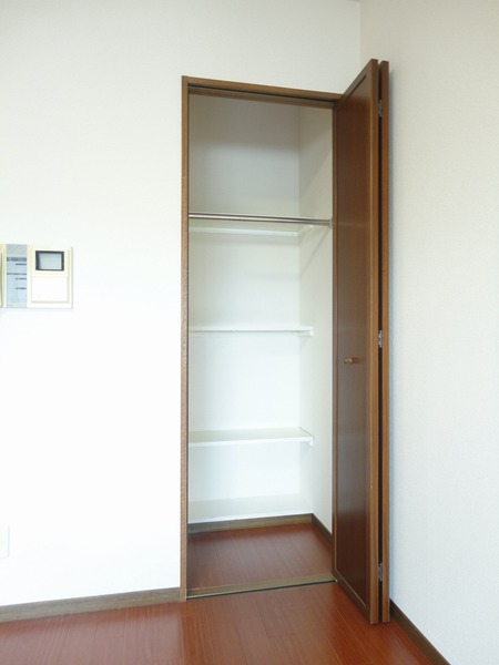日神パレステージ西麻布1105号室 収納