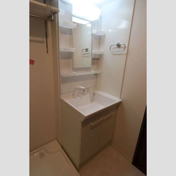 グラナーデ西瑞江Ⅱ 洗髪洗面化粧台