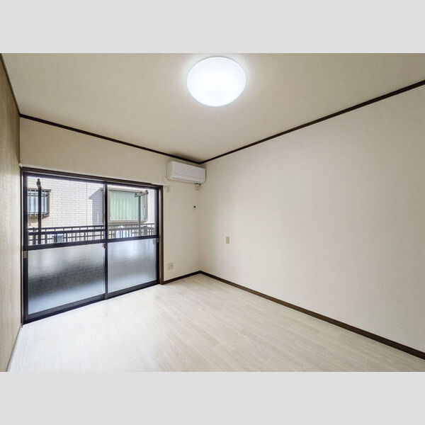 メゾン大牧 洋室