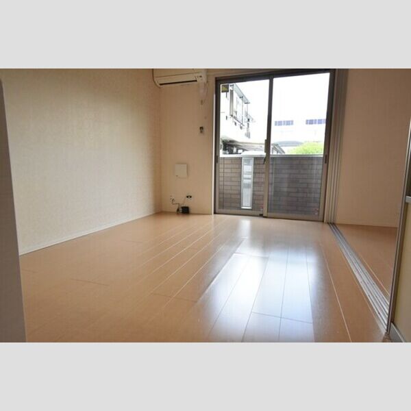 ワイズハウス 居室・リビング