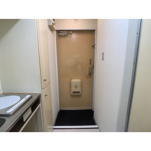 ジュネパレス越谷第6 玄関