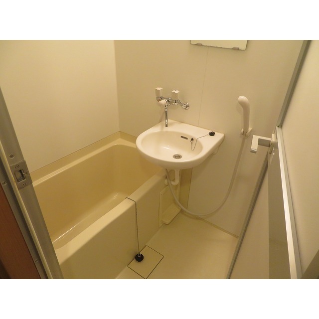 Supreme　Tsukishima0202号室 バス