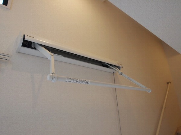 Ｃｈｅｎｅ八千代台1階 室内物干し