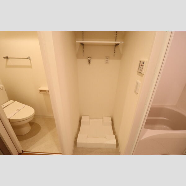 1/6th　ワンシックス401号室 室内洗濯機置き場