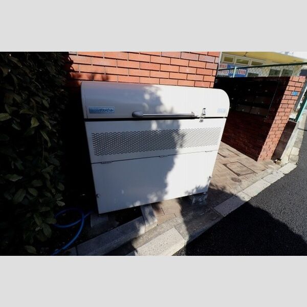 ハイ・ソアラ203号室 専用ゴミ置き場