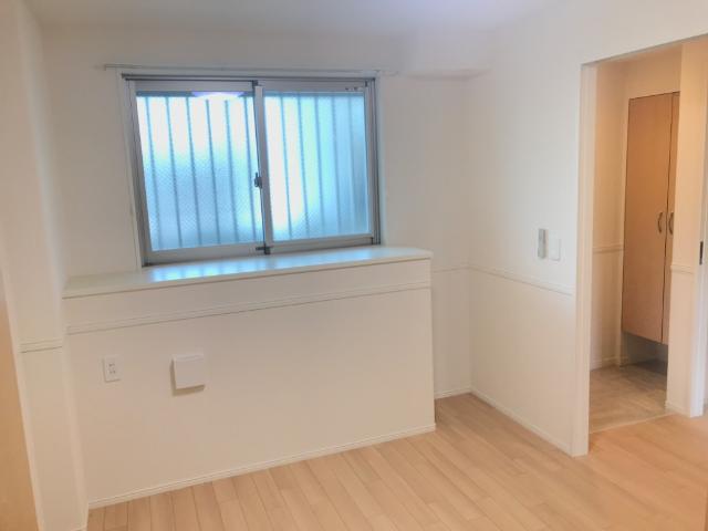 シクーロ306号室 洋室