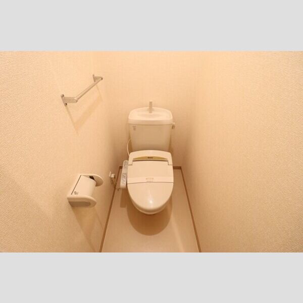 ラルゴ107号室 温水洗浄暖房便座