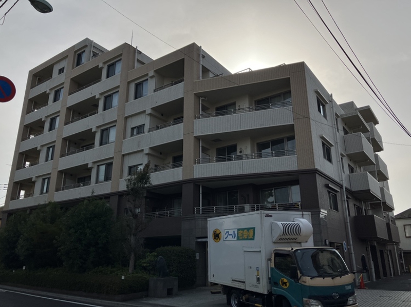 ライオンズ東中神の外観画像