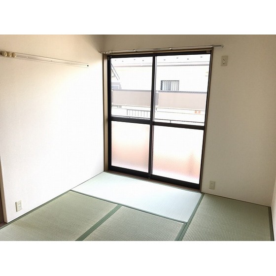 エステートロイヤル７号棟0201号室 和室