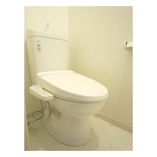 ソレイユ深沢B号室 温水洗浄便座