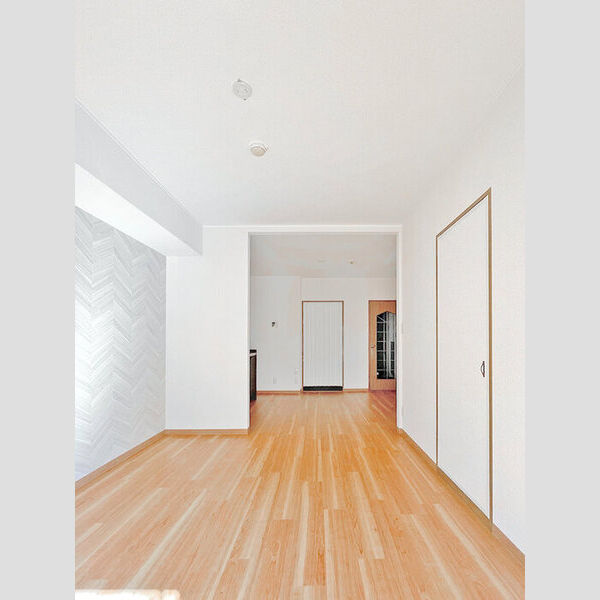 エミネンス　壱・弐番館1-105号室 LDK