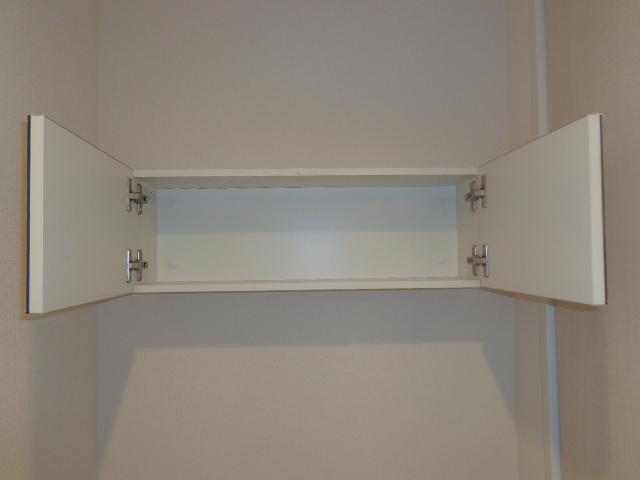 サン　メゾンＢ トイレ収納