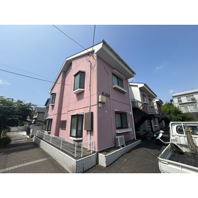 泉ハイツの外観画像