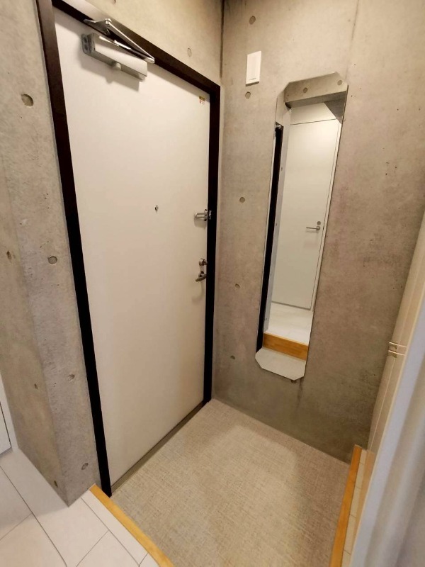 Fons Lucis Izumi2階 玄関