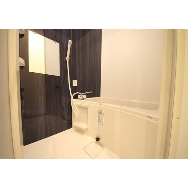 CRESCENT COURT 内観