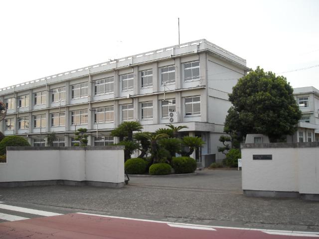 エクセル湘南 北陵高校まで700ｍ