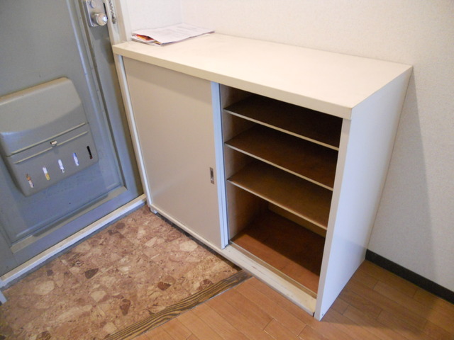 ベルハイツ相模原0202号室 下駄箱
