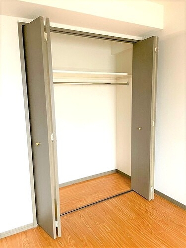 モリス朝霞台 クロゼット（洋室約6.0畳）