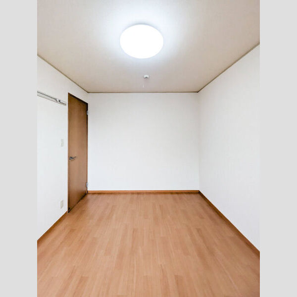 グランシャリオ203号室 北側洋室