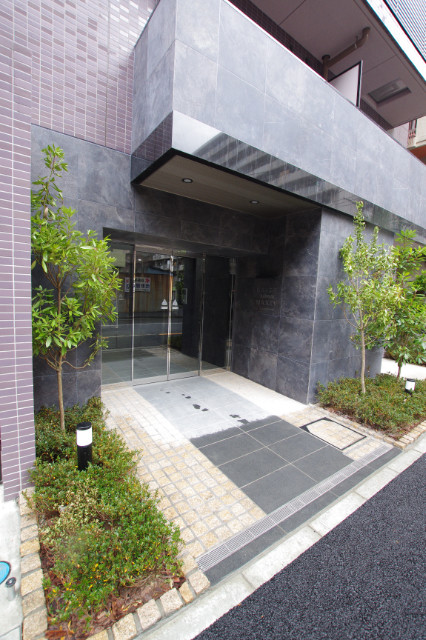 ブライズ関内MAXIV エントランス