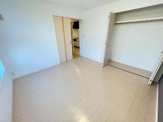 ハーベイロード 北側洋室