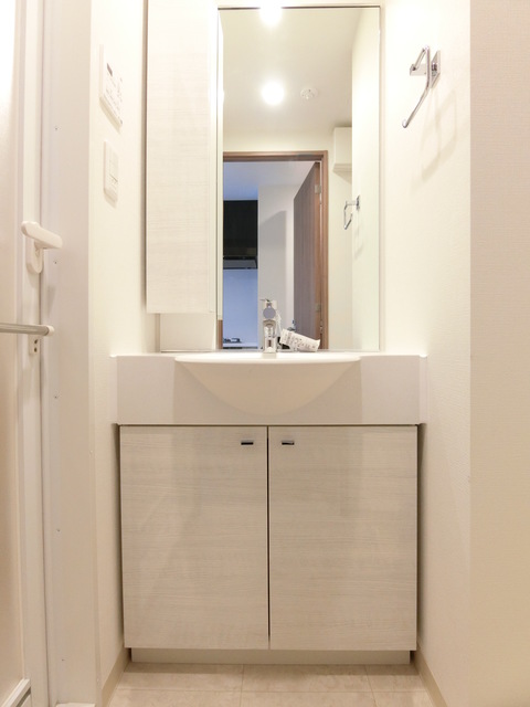 ガーラ・プレシャス三軒茶屋 洗面