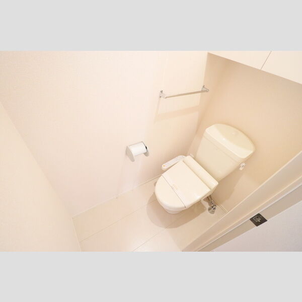 メゾン ド ミュゲ 清潔な洗浄機能付温水シャワートイレ