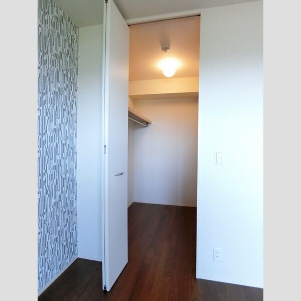 ルーフハウス　A ウォークインクローゼット