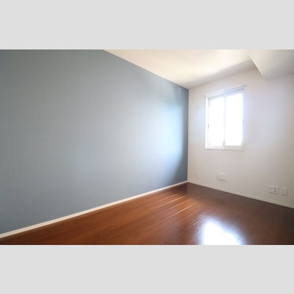 スカイパークYASHIO303号室 洋室(5帖)