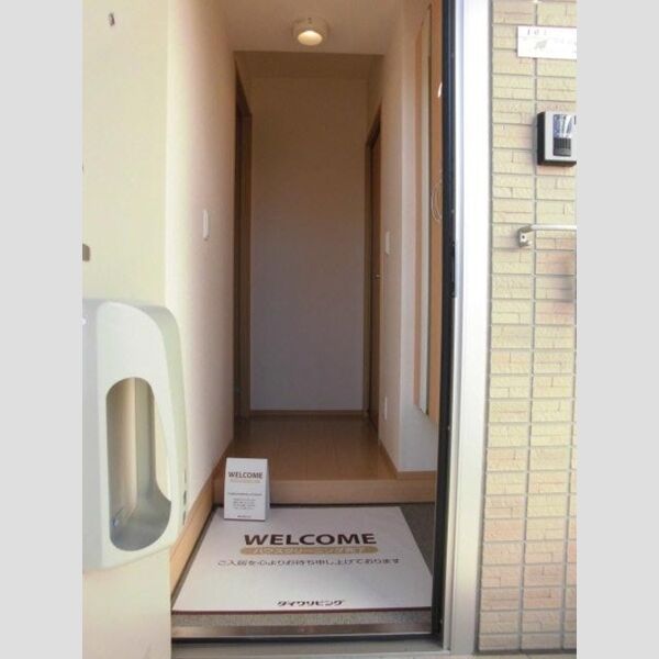 サンガーデン101号室 玄関