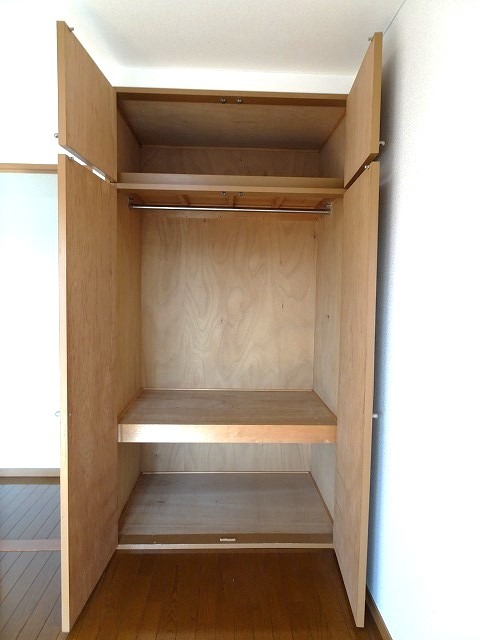 プレンティ(E-170) 収納（洋室）