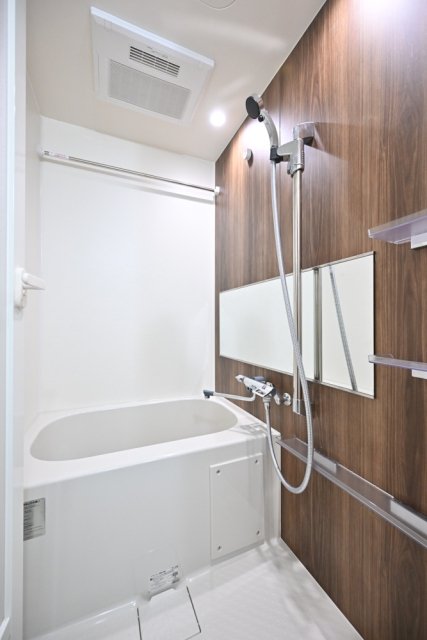 ＧＲＡＮＳＩＴＥ　ＮＡＫＡＭＥＧＵＲＯ8階 お風呂