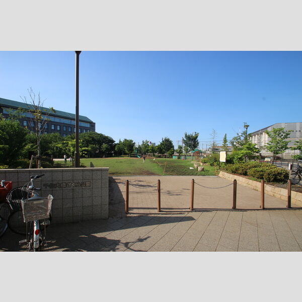 M HOUSE GRANDE 千住大橋さくら公園(約600m)