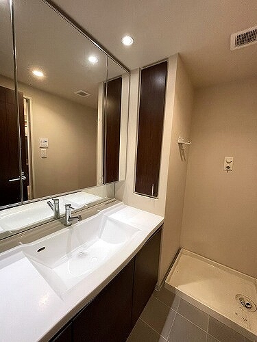 ライオンズ田無ウエストプレイス 洗面所　内装前