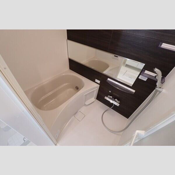 リサーナ305号室 浴室