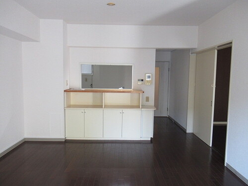 グリーンコーポ篠原第２Ｊ棟 リビングダイニング（別角度）