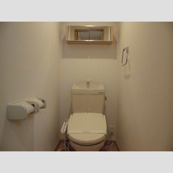 リヨン トイレ(温水洗浄暖房便座)