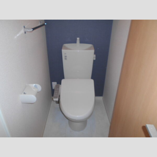 パティーナ106号室 トイレ　温水洗浄暖房便座