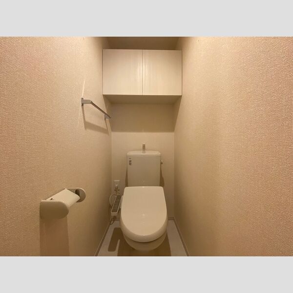 アムール東向島301号室 温水洗浄暖房便座