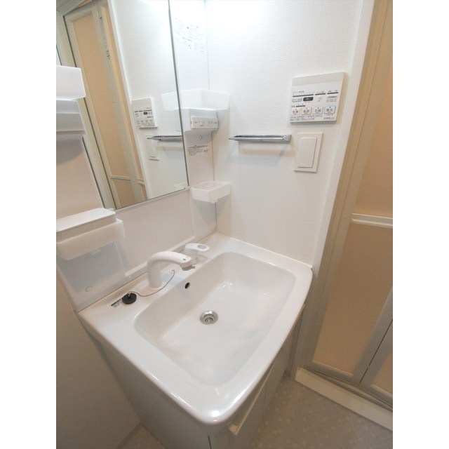 ＧＥＮＯＶＩＡお花茶屋ｓｋｙｇａｒｄｅｎ1103号室 内観