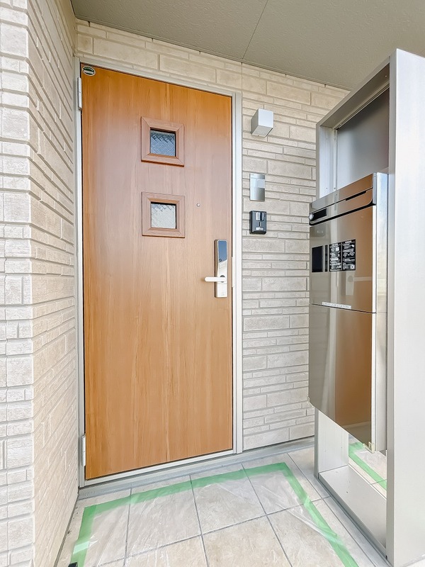 アイビスコートⅡ2階 ポスト・宅配ボックス有