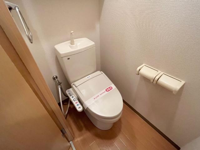 コンフォース旭 シャワー付トイレ