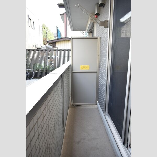 ルシエール氷川102号室 バルコニー