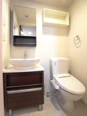 リブリ・三ツ沢フラッツ トイレ